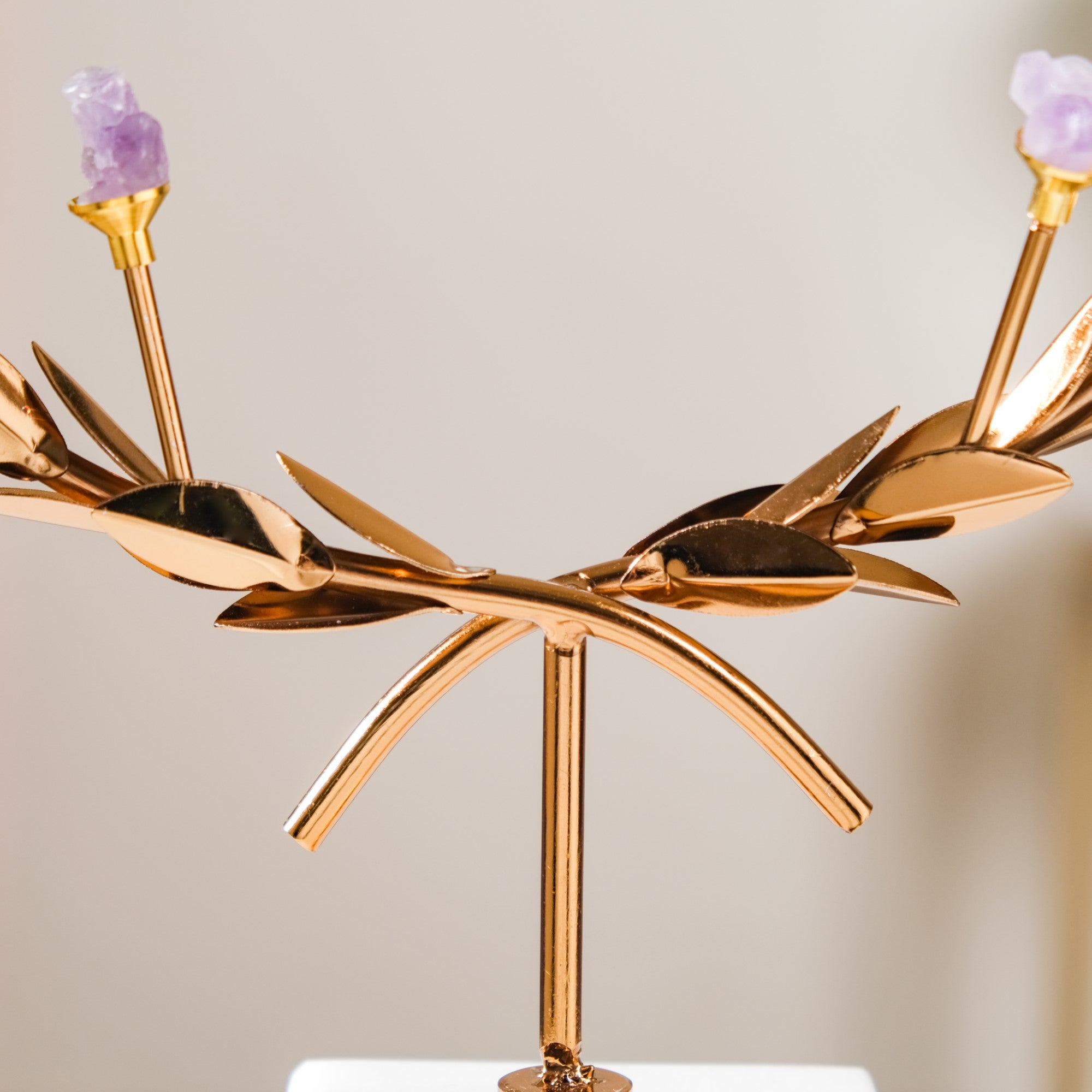 Laurel Wreath Showpiece With Agate Stones Gold