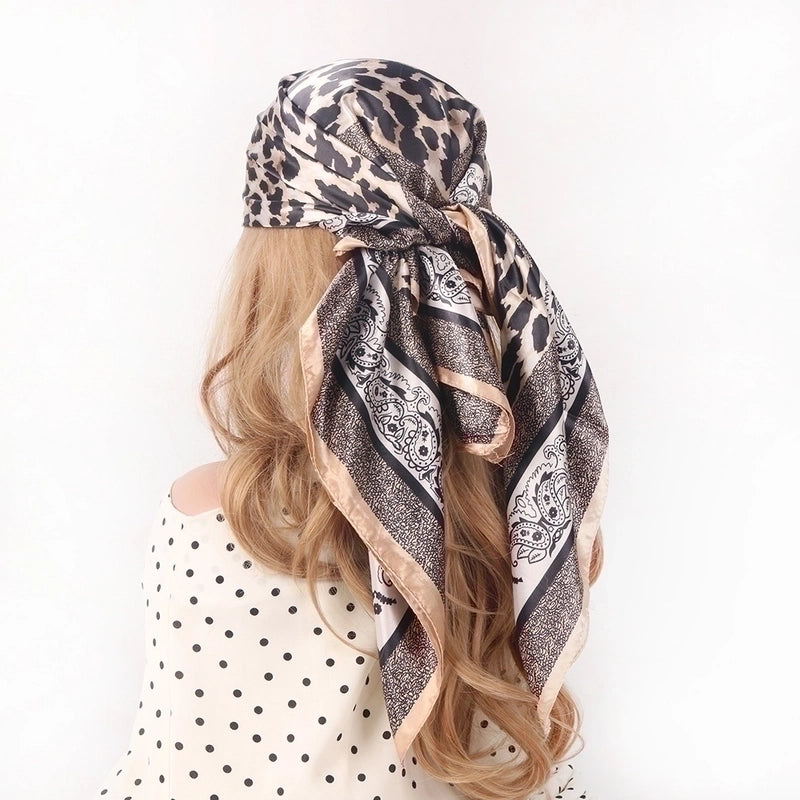 Women's Minimalist Classic Style Leopard Satin Printing And Dyeing Printing Silk Scarf