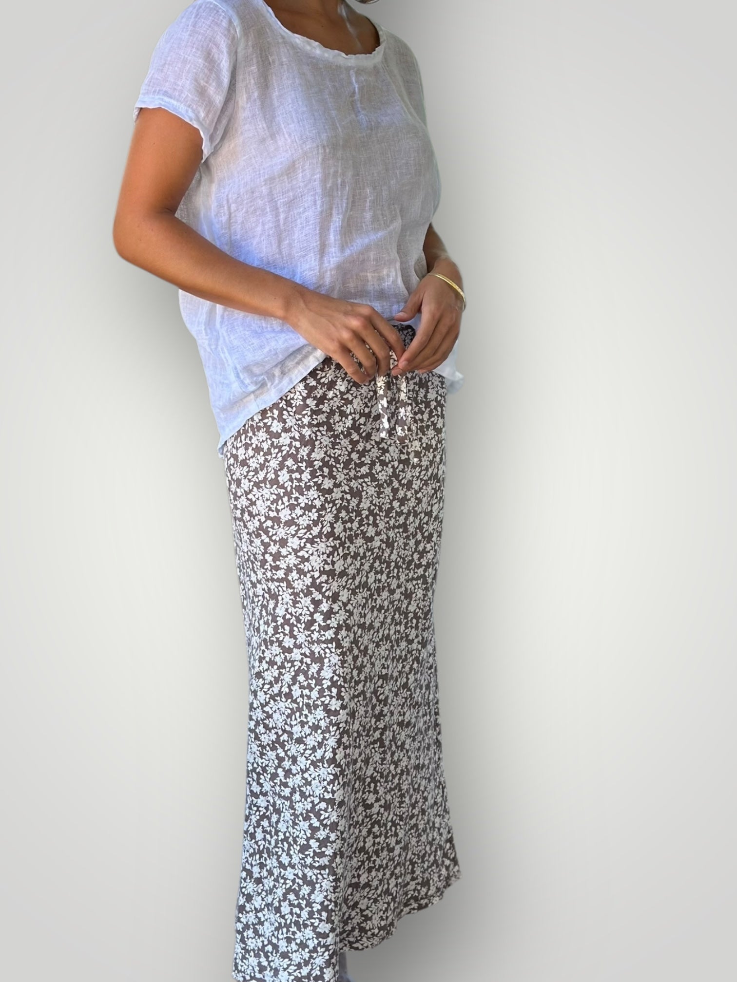 soil floral linen