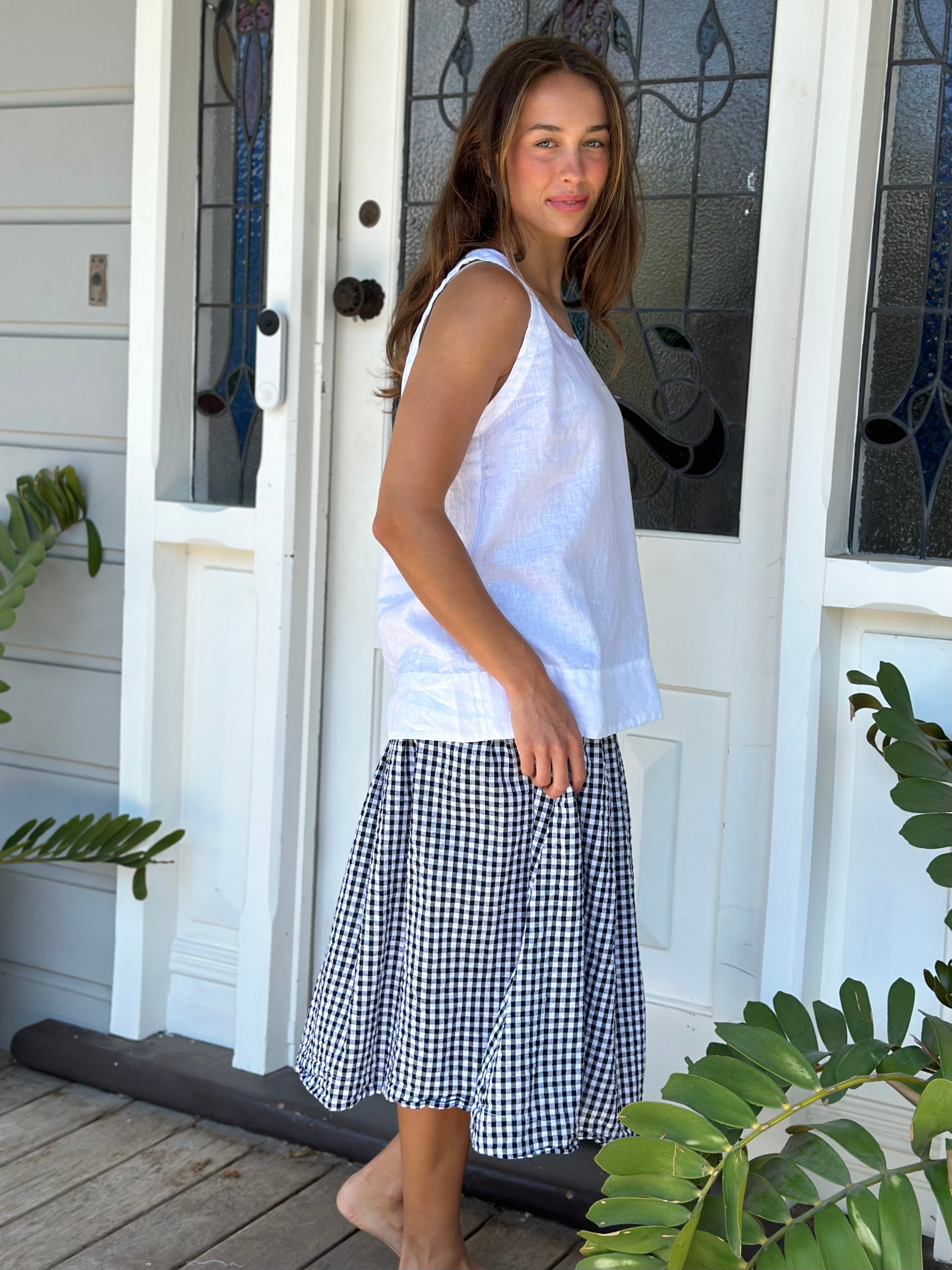 black /white gingham
