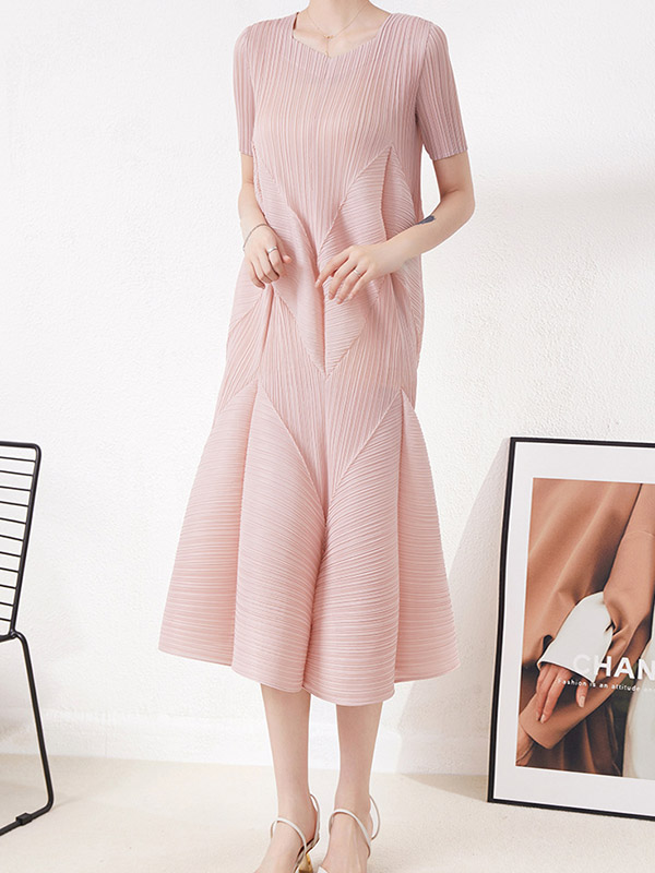 High Waisted Loose Pleated Solid Color Round-Neck Midi Dresses