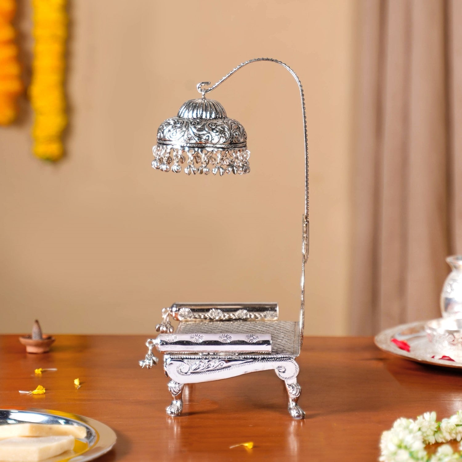 Silver Singhasan With Detachable Chatra