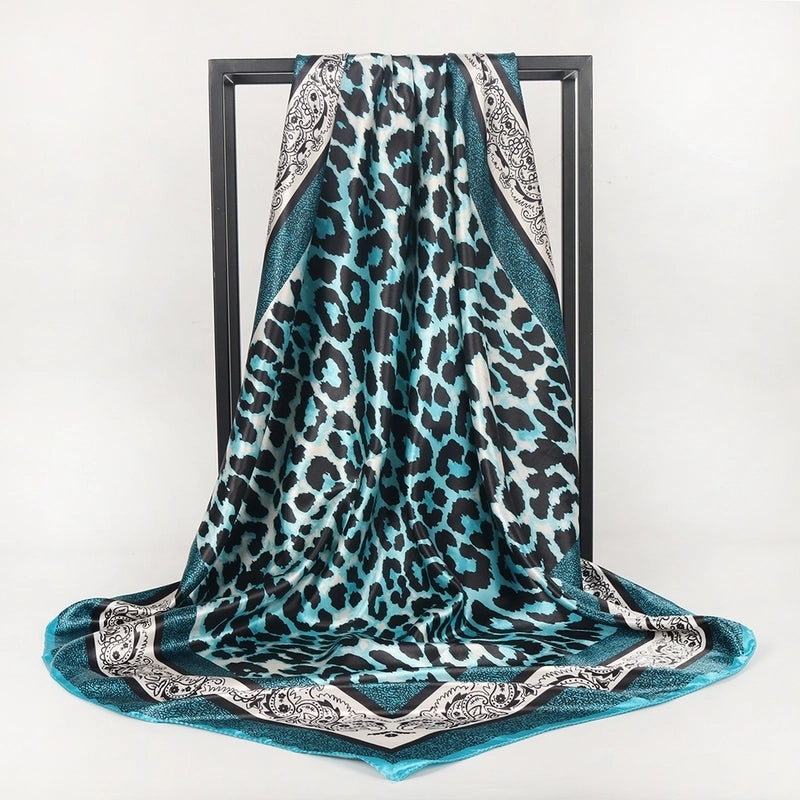 Women's Minimalist Classic Style Leopard Satin Printing And Dyeing Printing Silk Scarf