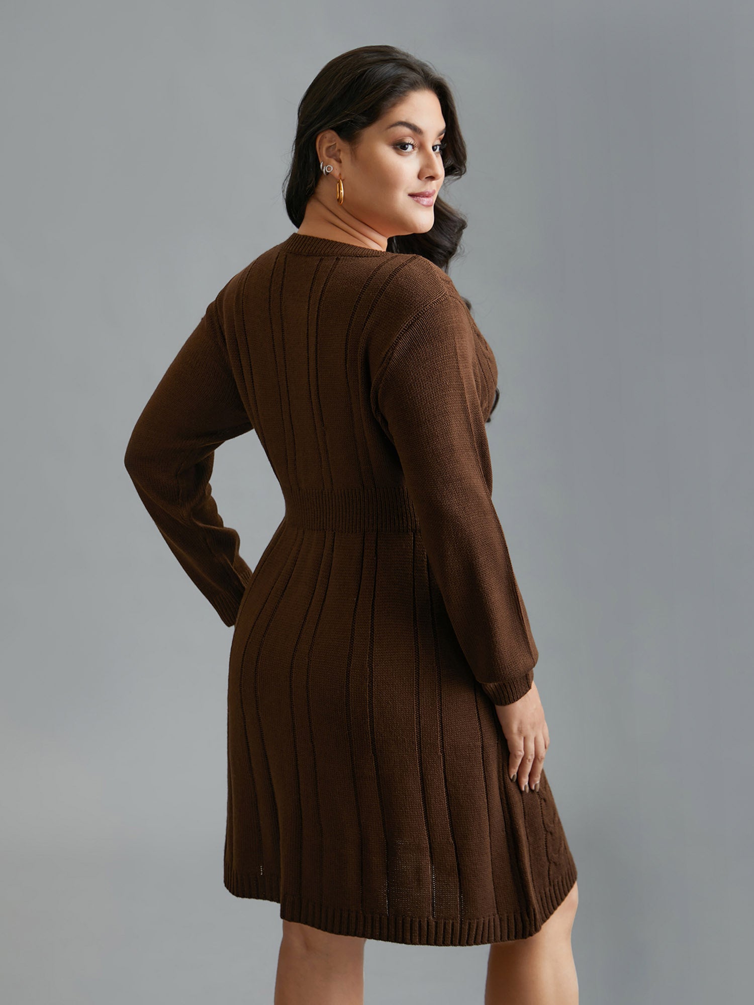 Textured Cable Knit V-Neck Midi Sweater Dress