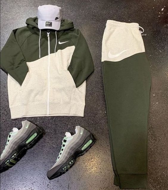 𝐬𝐮𝐢𝐭 (𝐭𝐨𝐩 + 𝐩𝐚𝐧𝐭𝐬 + 𝐬𝐡𝐨𝐞𝐬)