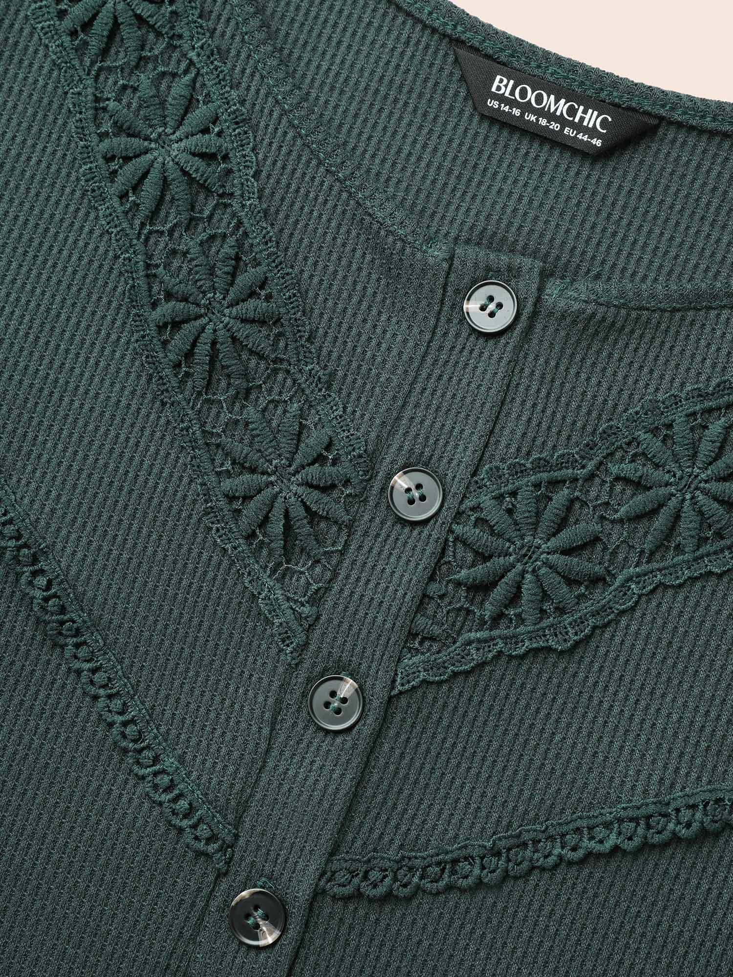 Solid Waffle Knit Lace Trim T-shirt