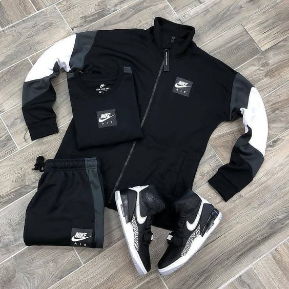 𝐬𝐮𝐢𝐭 (𝐭𝐨𝐩 + 𝐩𝐚𝐧𝐭𝐬 + 𝐬𝐡𝐨𝐞𝐬)