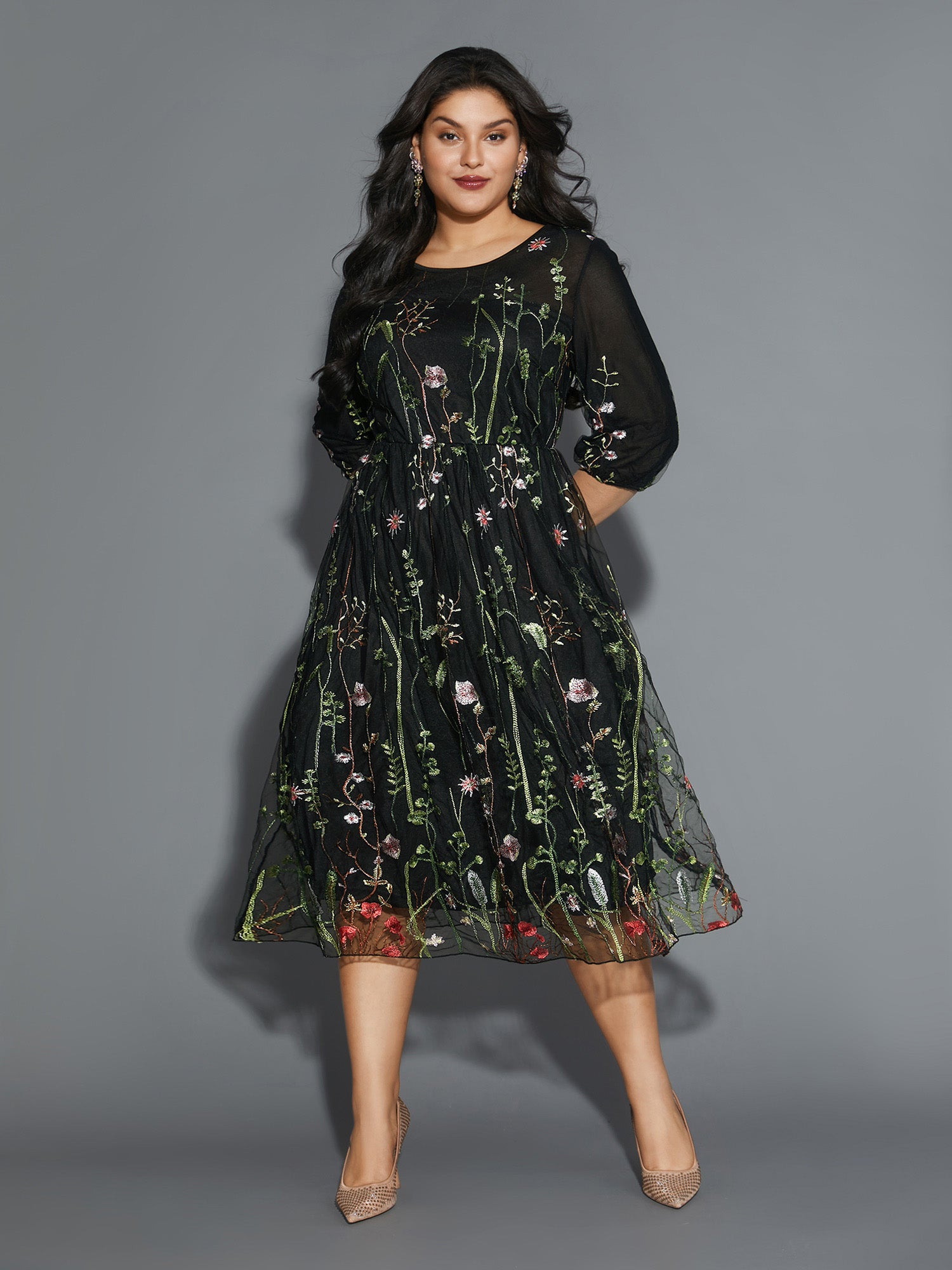 Floral Embroidered Elastic Waist Lined Midi Dress