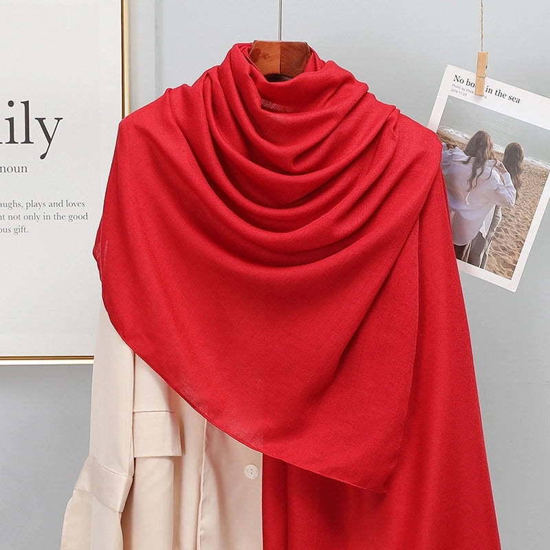 Women's Elegant Minimalist Solid Color Polyester Scarf