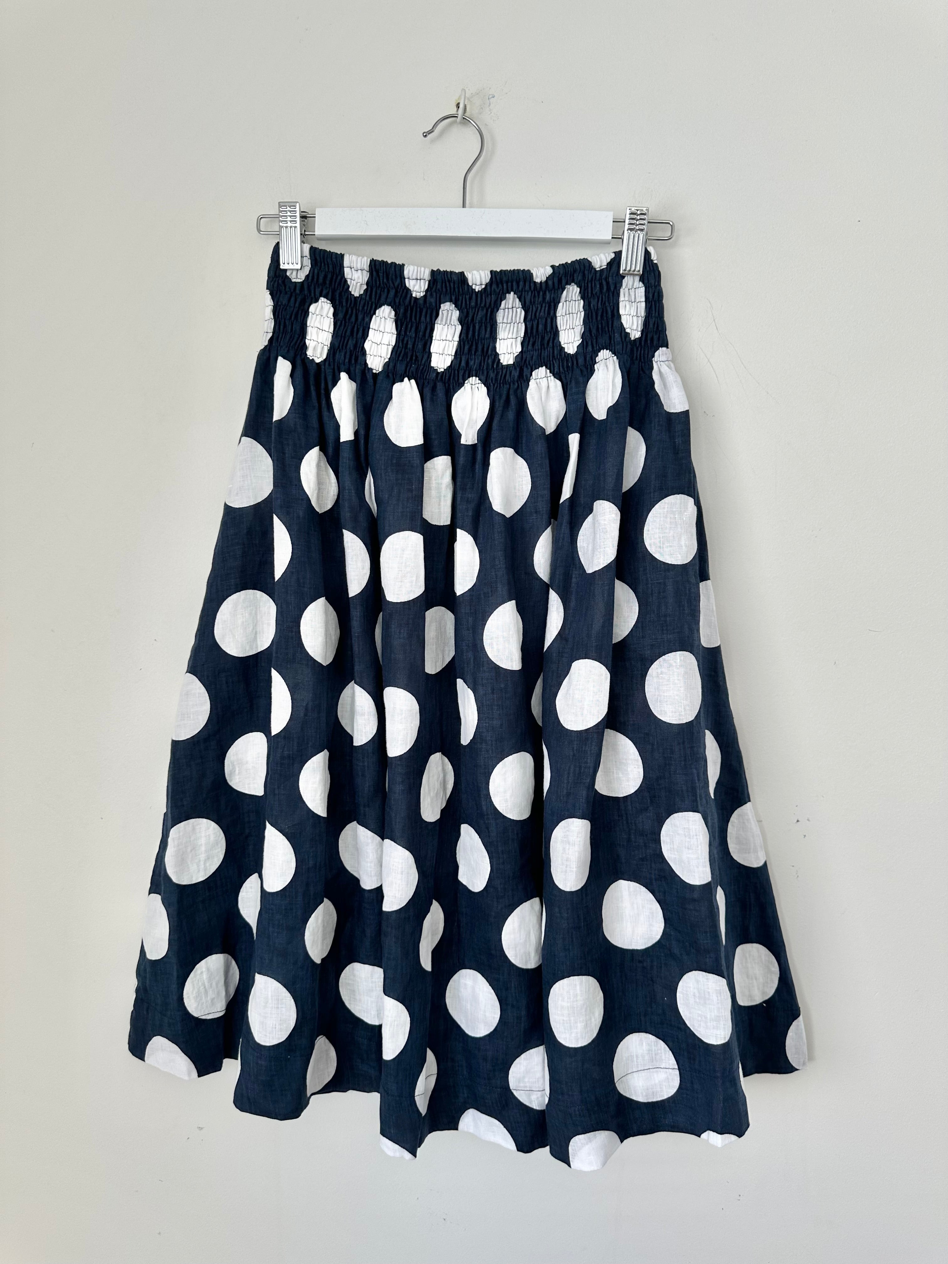 big navy spot linen