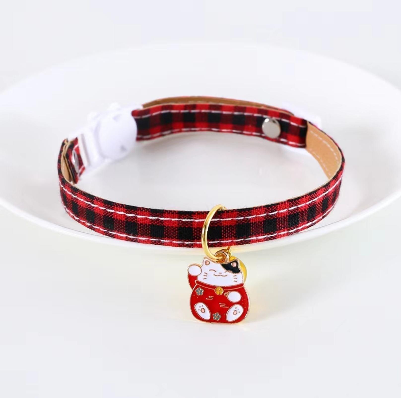 PU Plaid Fortune Cat Pendant Adjustable Pet Collar