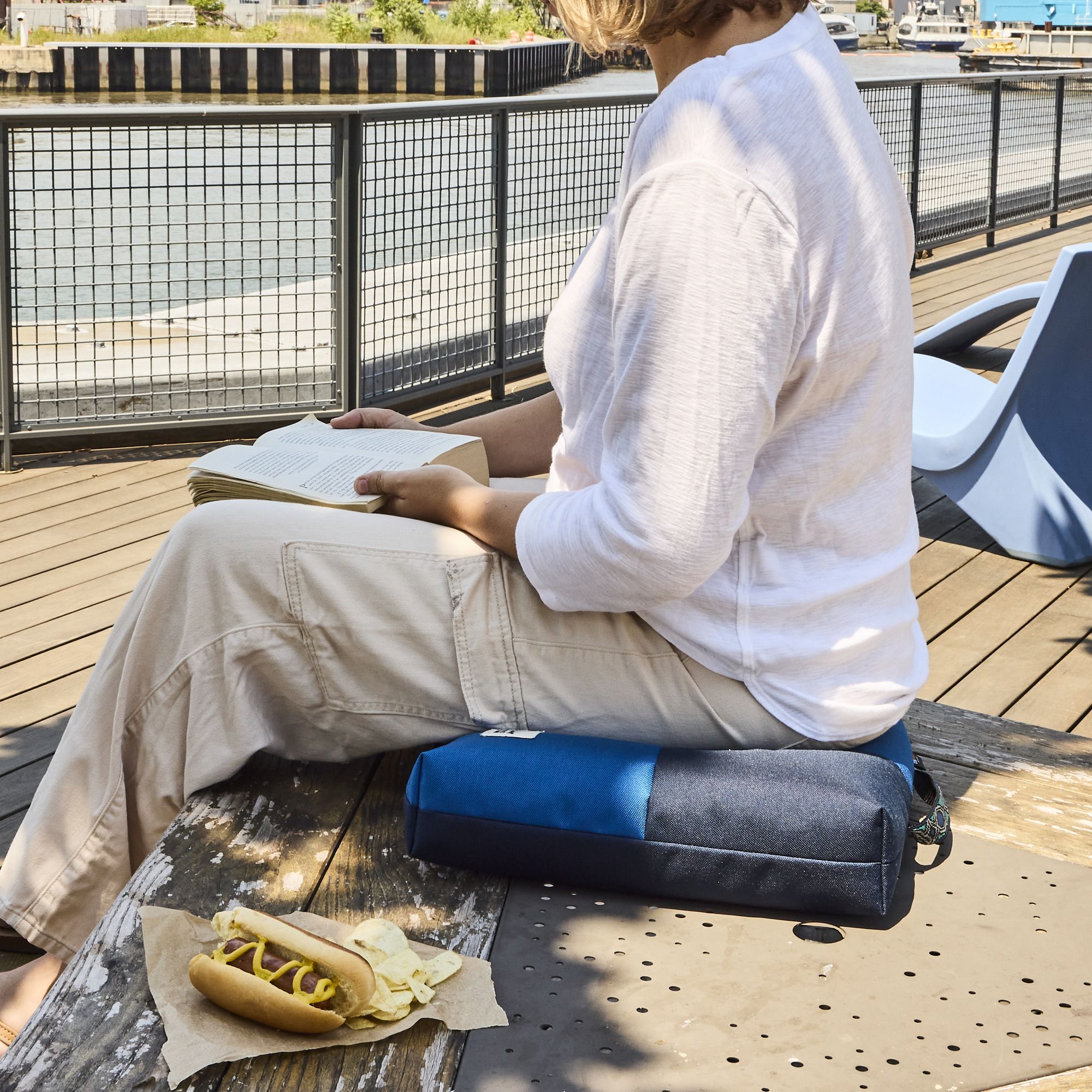 Wanderer Cushion