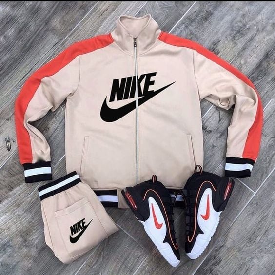 𝐬𝐮𝐢𝐭 (𝐭𝐨𝐩 + 𝐩𝐚𝐧𝐭𝐬 + 𝐬𝐡𝐨𝐞𝐬)