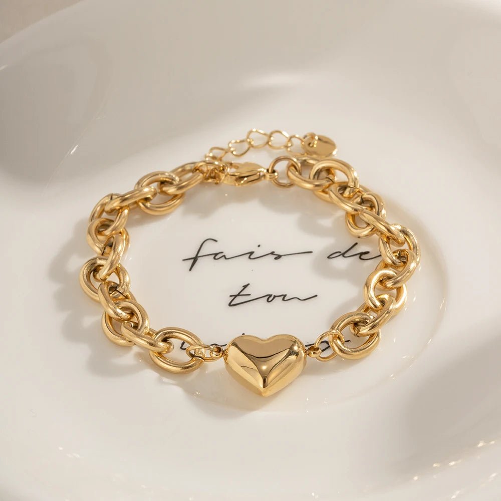 Dainty Gold Chain Link Heart Bracelet