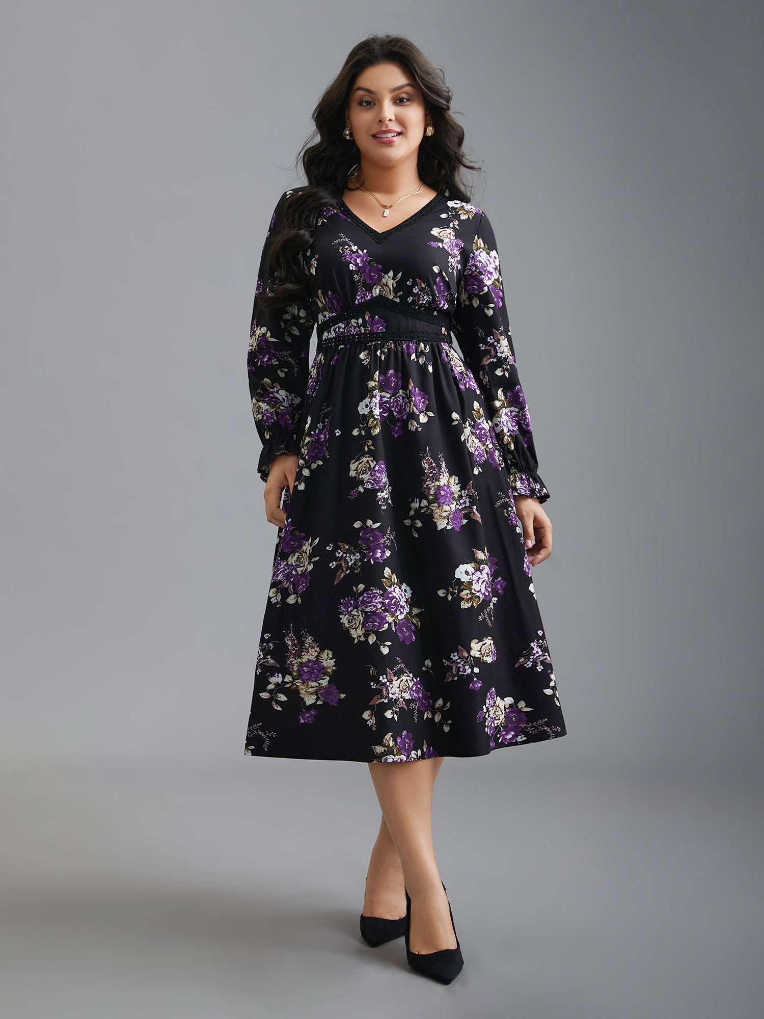 V-Neck Floral Bust Defining Lace Dress