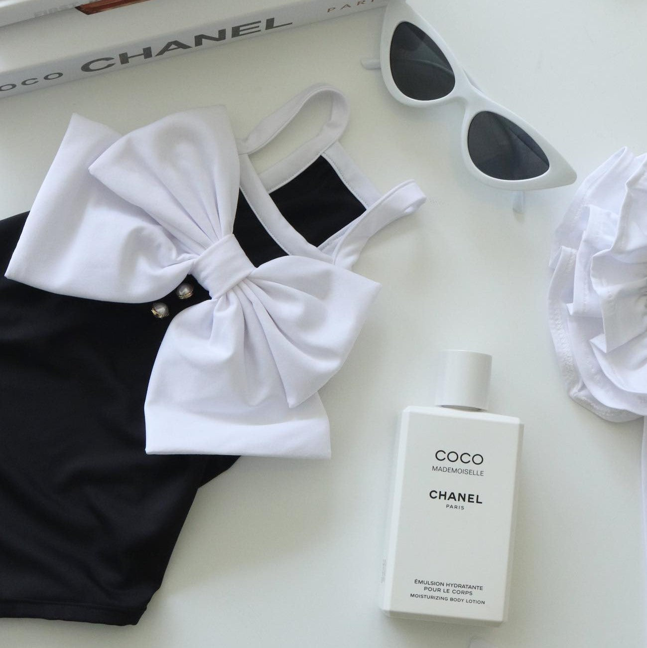 Large Bow Dog Cat Swimsuit