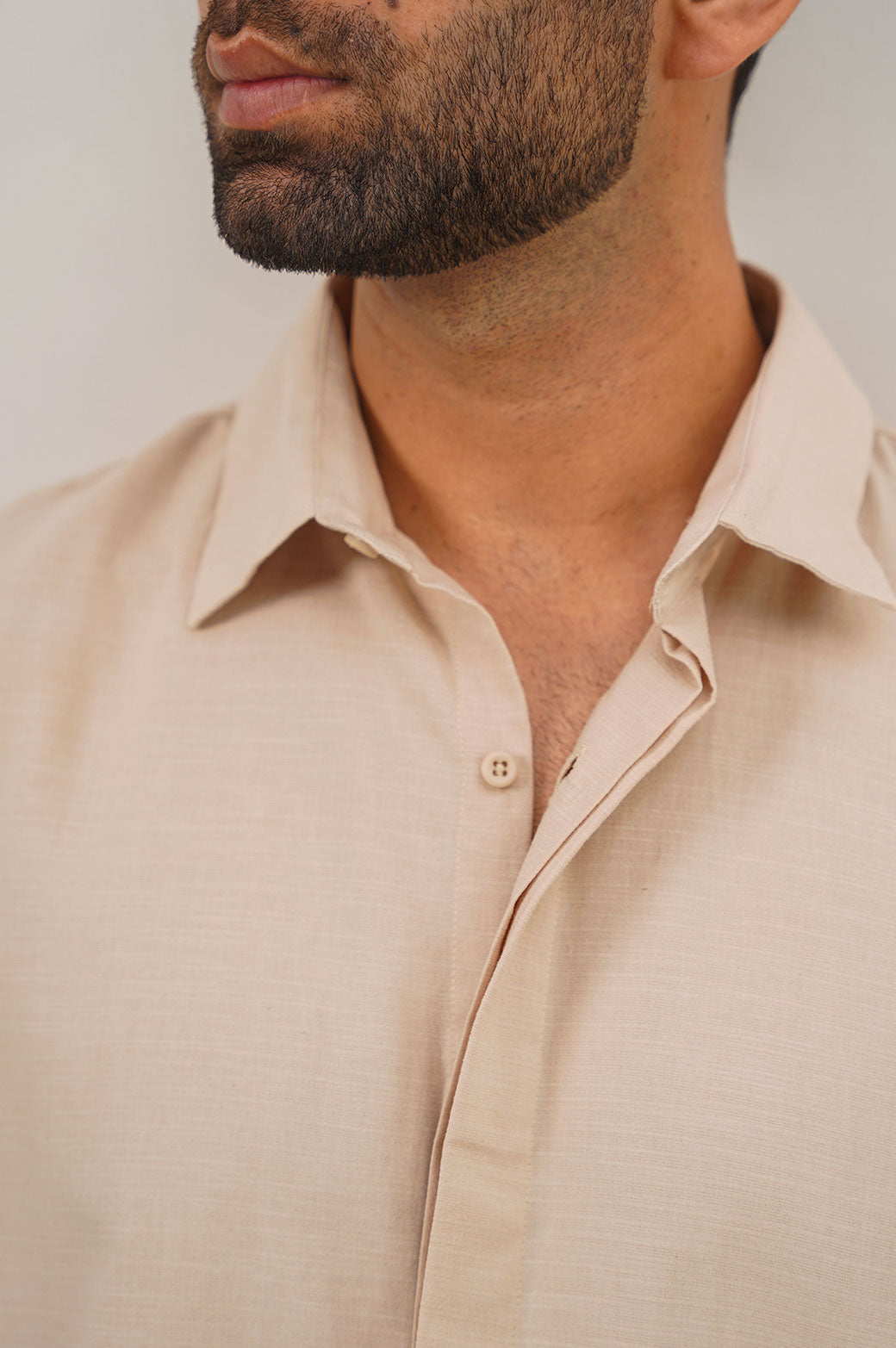 OVERSIZED BUTTON DOWN SHIRT