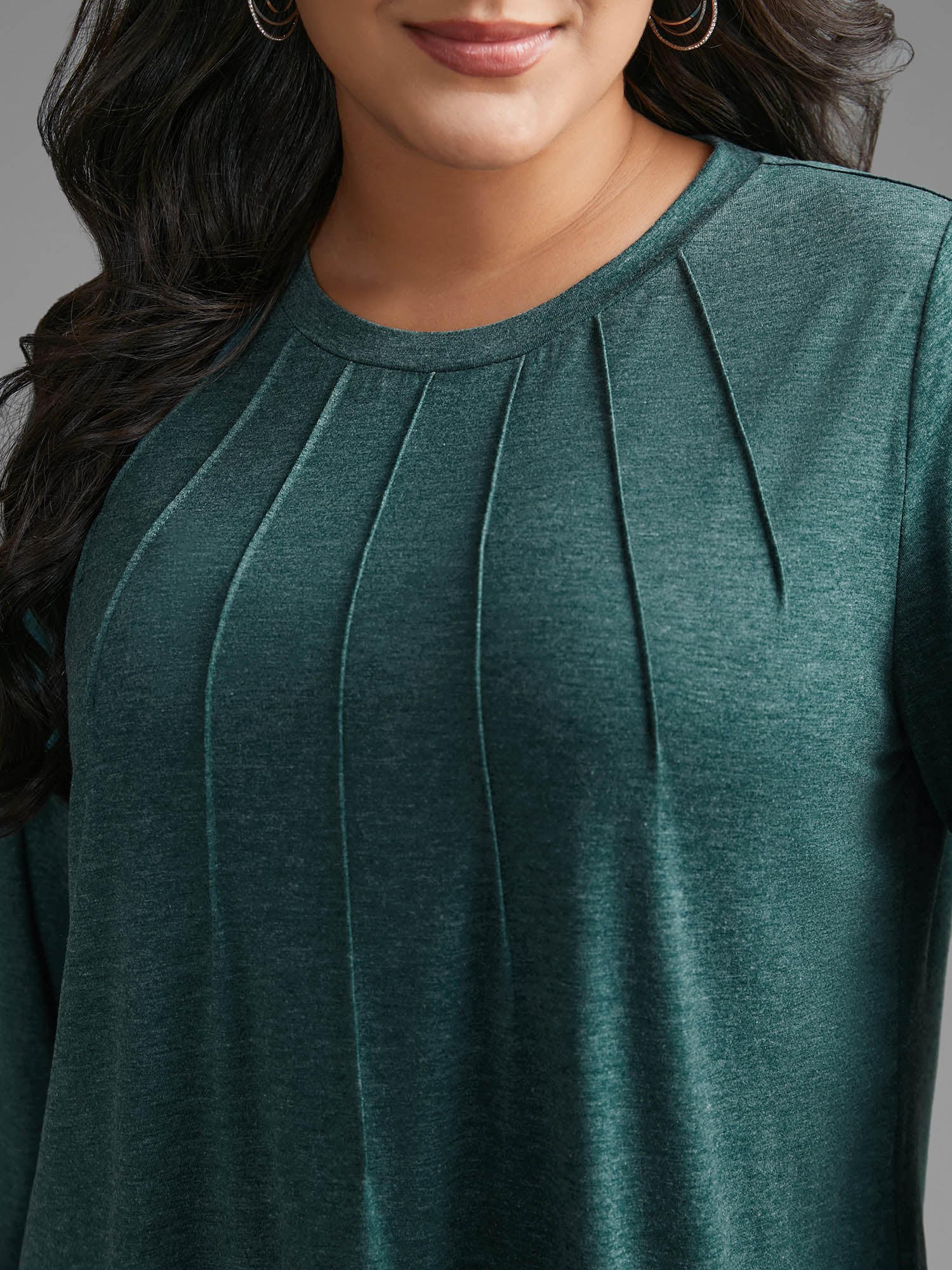 Solid Heather Round Neck Pleated T-shirt