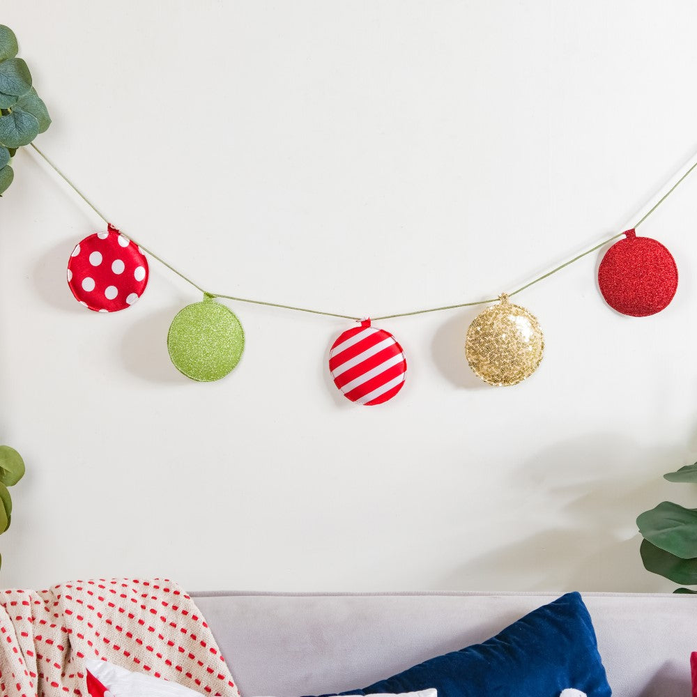 Christmas Baubles Bunting 98 Inch