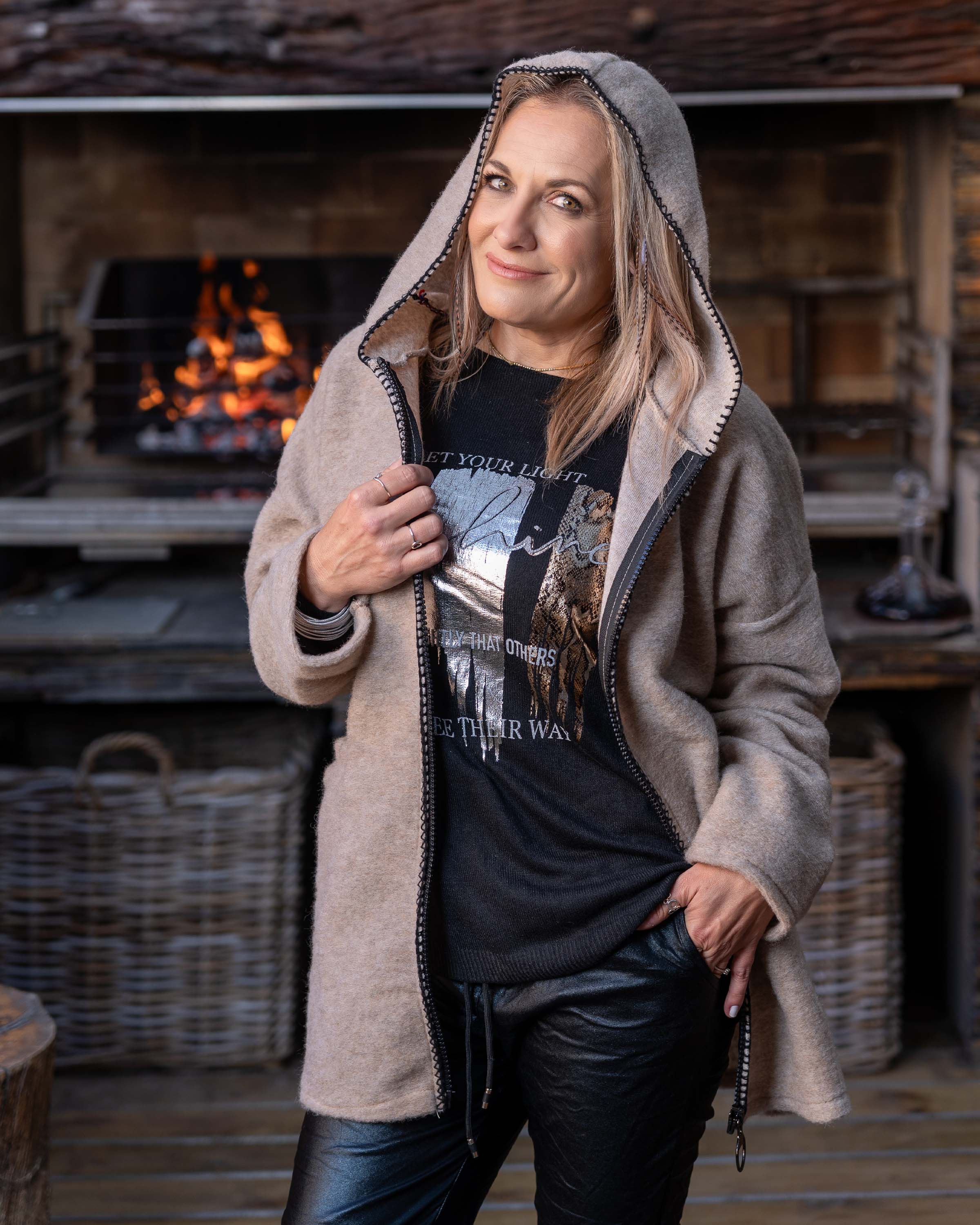 Feel The Heat Jacket | Camel