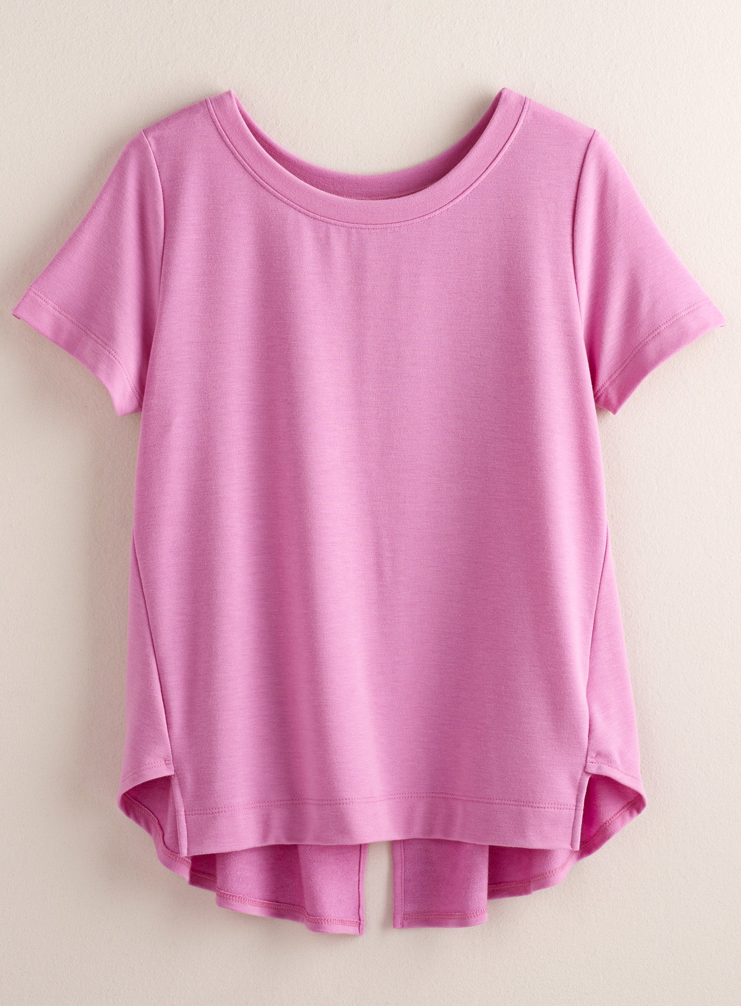 Swingy Slit-back Tee