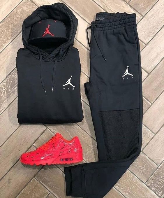 𝐬𝐮𝐢𝐭 (𝐭𝐨𝐩 + 𝐩𝐚𝐧𝐭𝐬 + 𝐬𝐡𝐨𝐞𝐬)