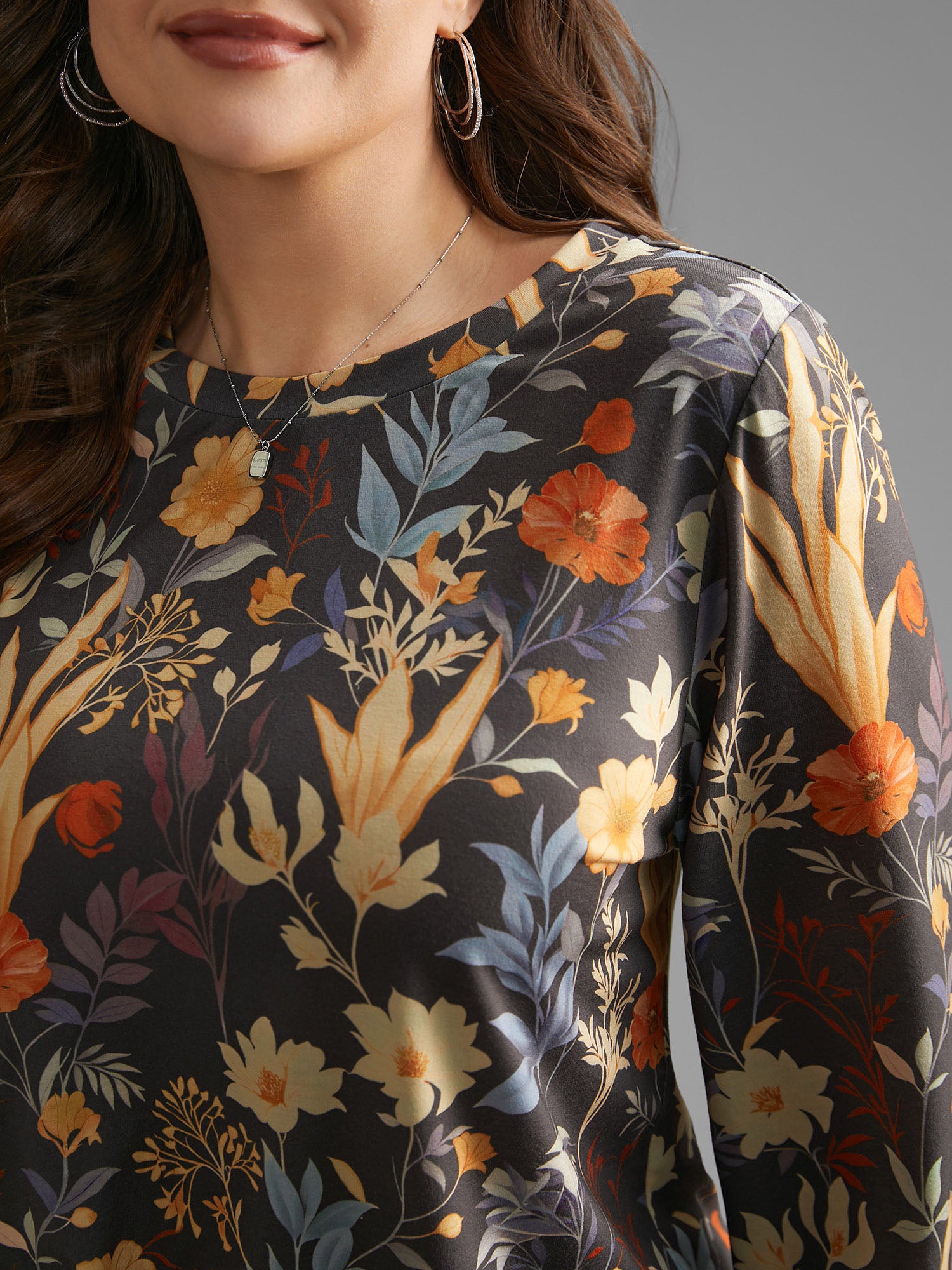 Floral Print Round Neck T-shirt