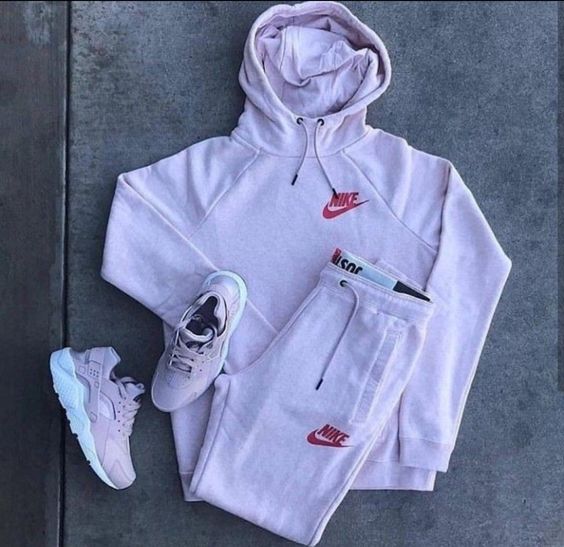 𝐬𝐮𝐢𝐭 (𝐭𝐨𝐩 + 𝐩𝐚𝐧𝐭𝐬 + 𝐬𝐡𝐨𝐞𝐬)