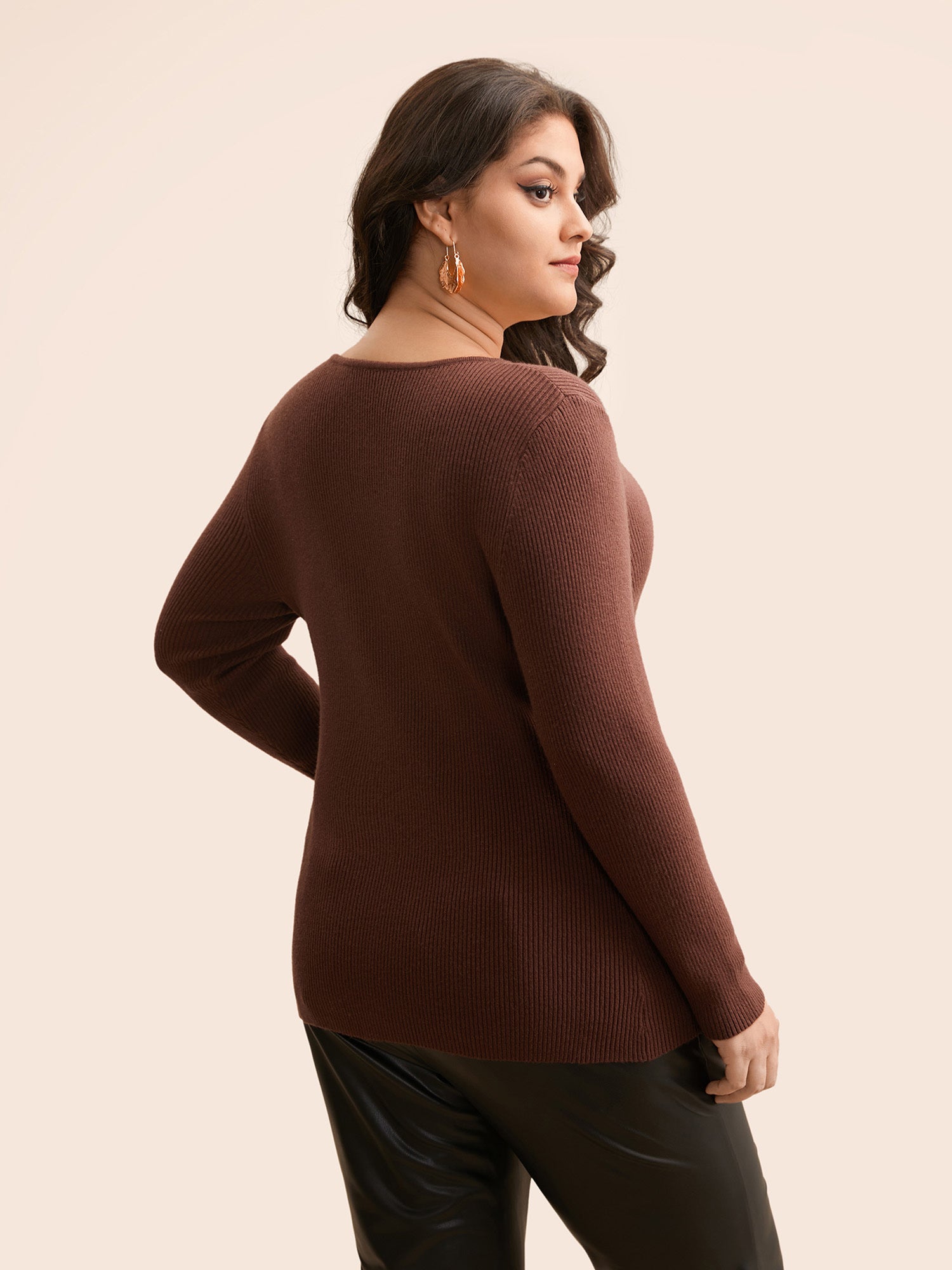 Heart Neckline Pit Strip Pullover