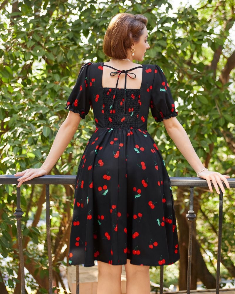 Vintage Floral Patterns Cottagecore Cocktail Dresses Square Neck Puff Sleeve Dress with Pockets