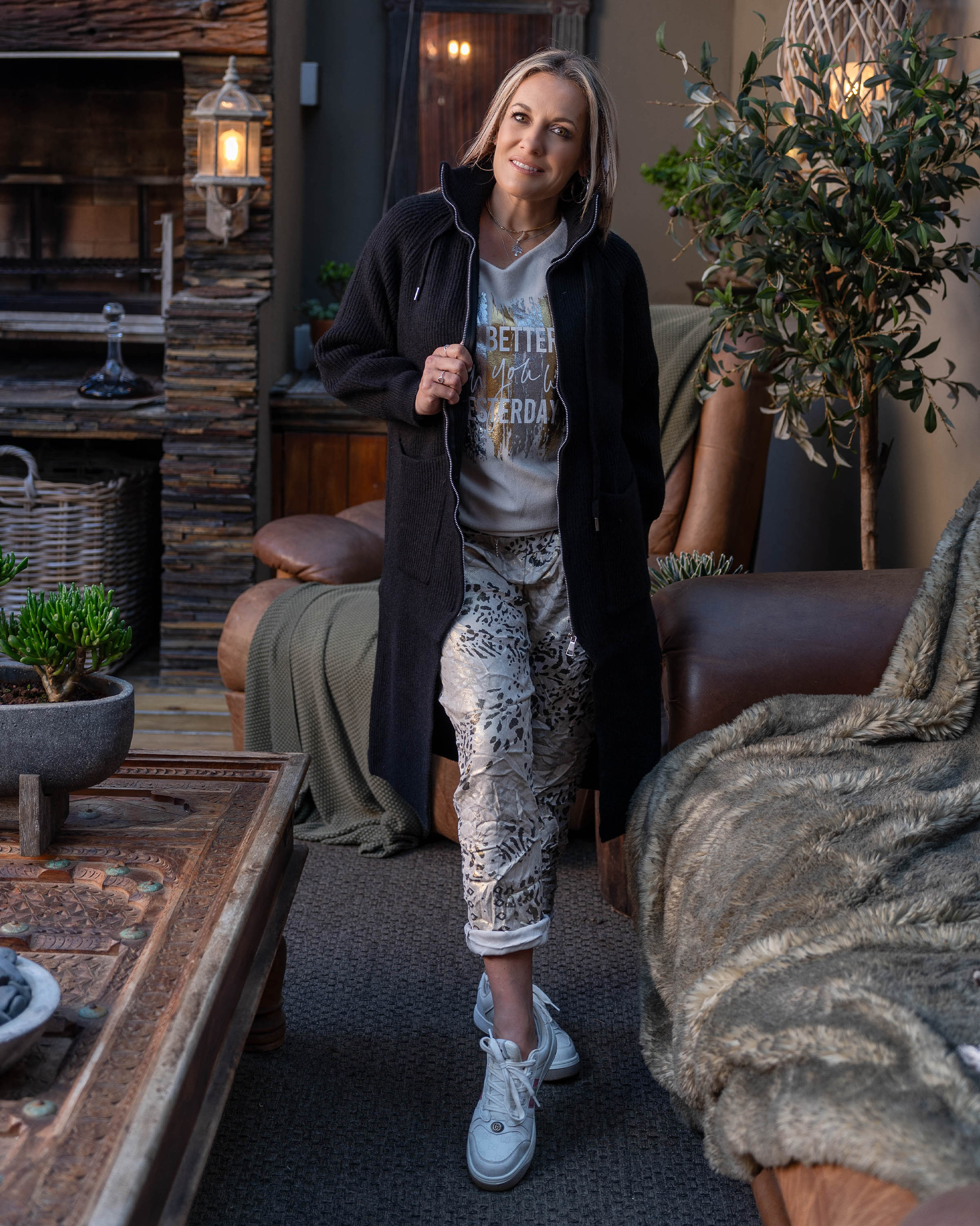 Snowfall Serenity Coat | Black