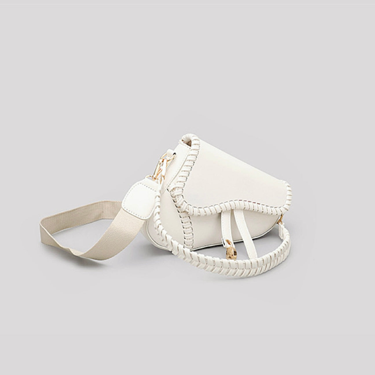 Leather Threaded Saddle Bag