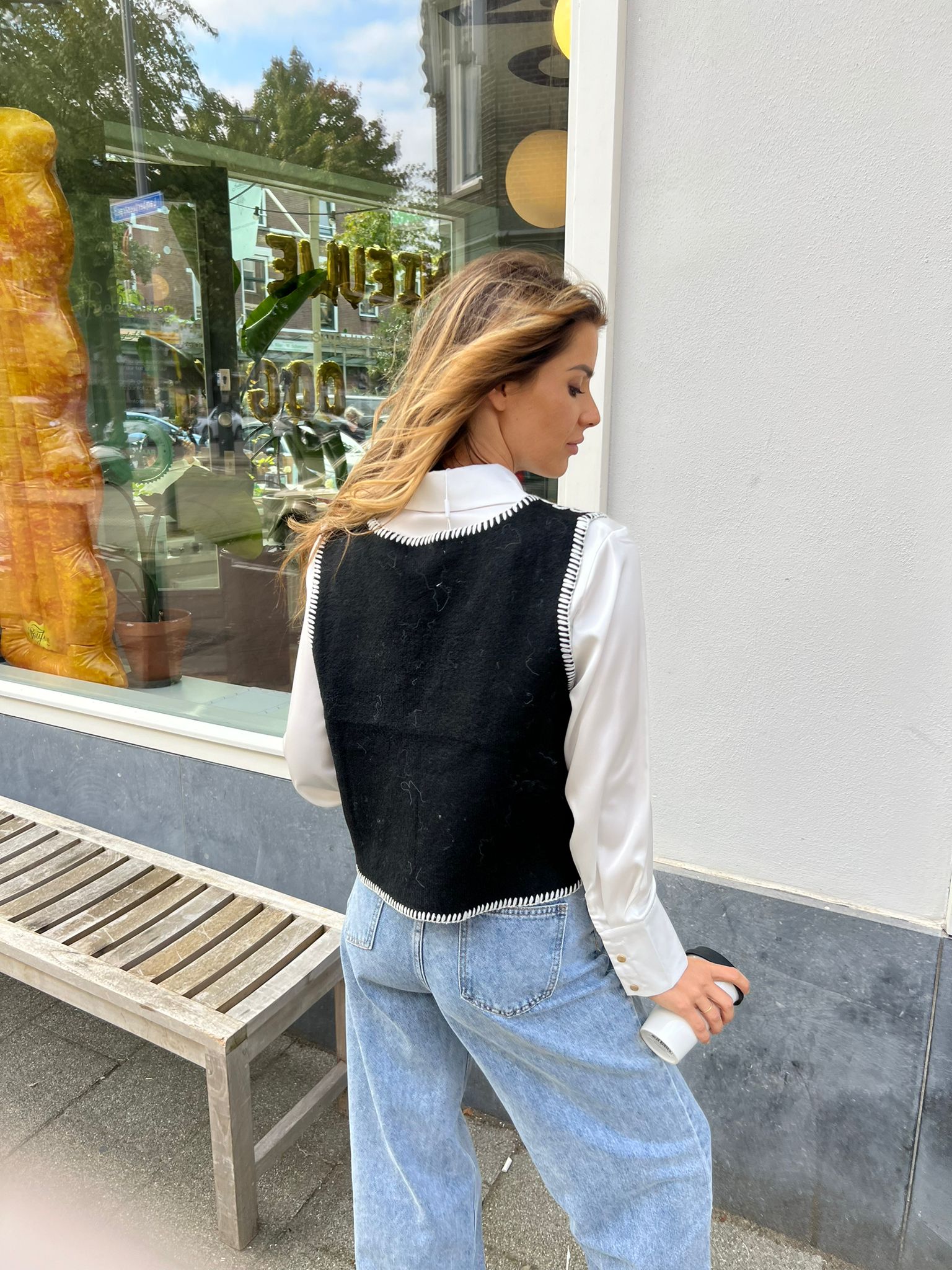 Eva Gilet Broderie Black