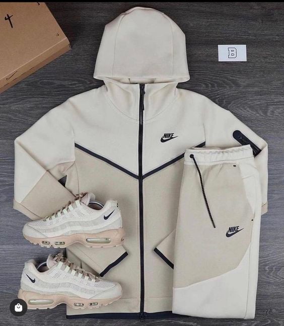 𝐬𝐮𝐢𝐭 (𝐭𝐨𝐩 + 𝐩𝐚𝐧𝐭𝐬 + 𝐬𝐡𝐨𝐞𝐬)