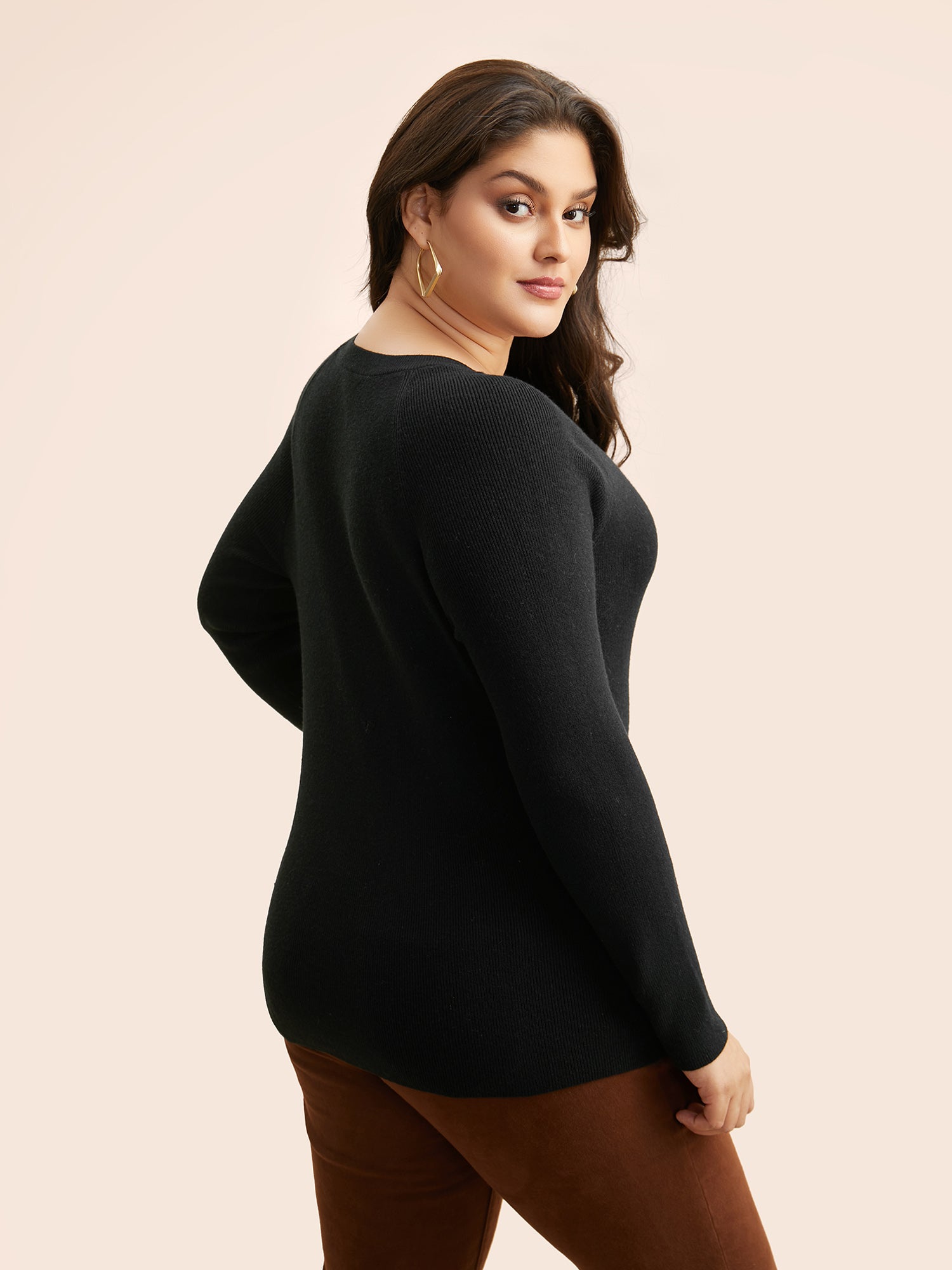 Supersoft Essentials Solid Keyhole Raglan Sleeve Pullover