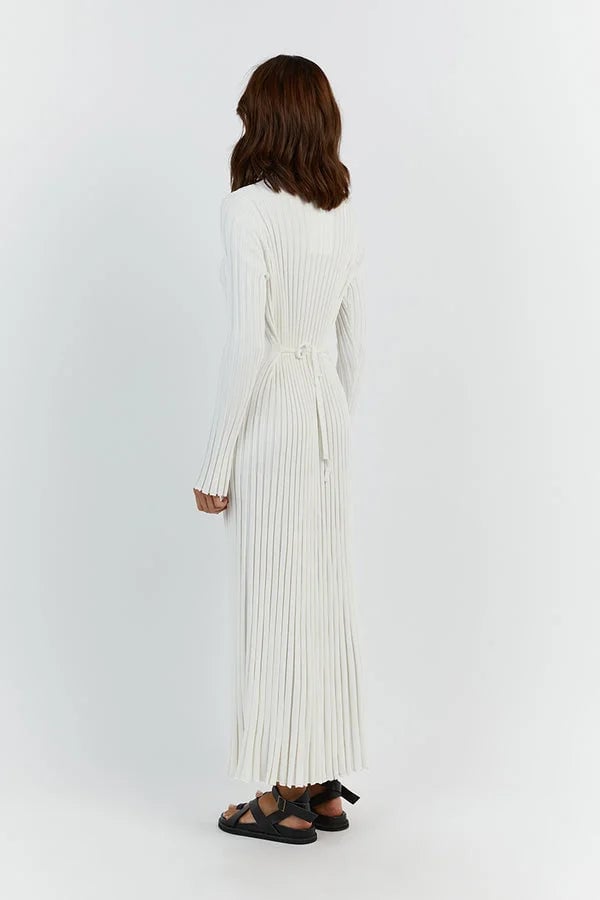 SALLE | V-Neck Sleeved Knit Midi Dress