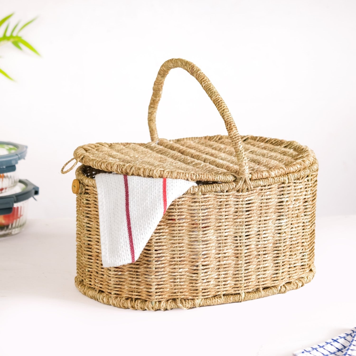 Sabai Chic Sustainable Picnic Basket