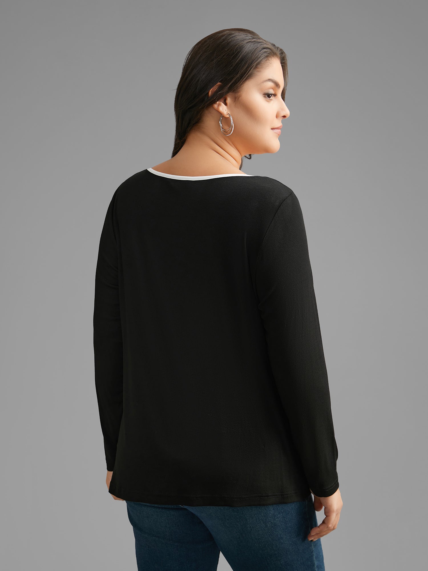 Square Neck Contrast Trim T-shirt