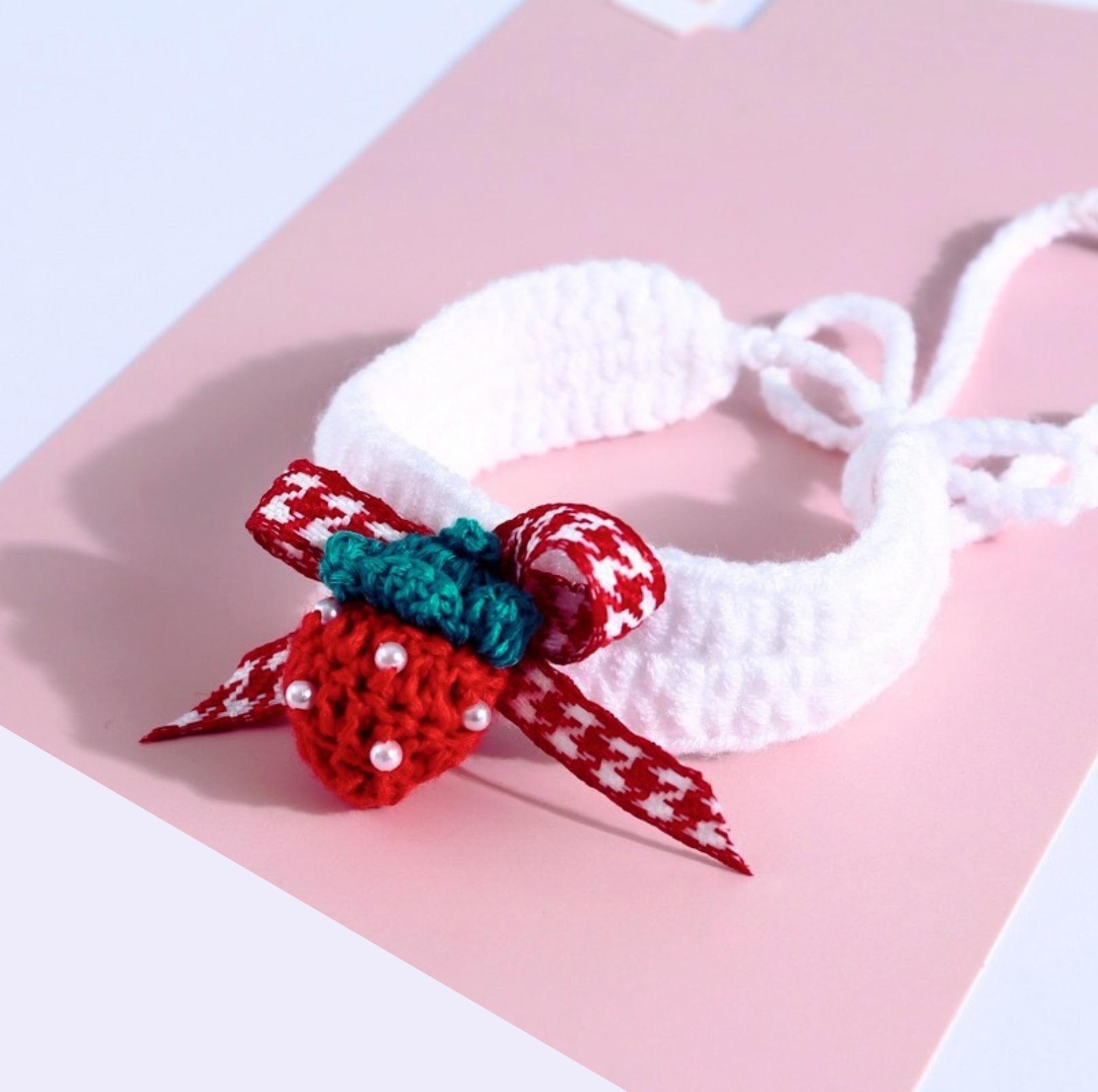 Knitted Cute Strawberry Pet Collar
