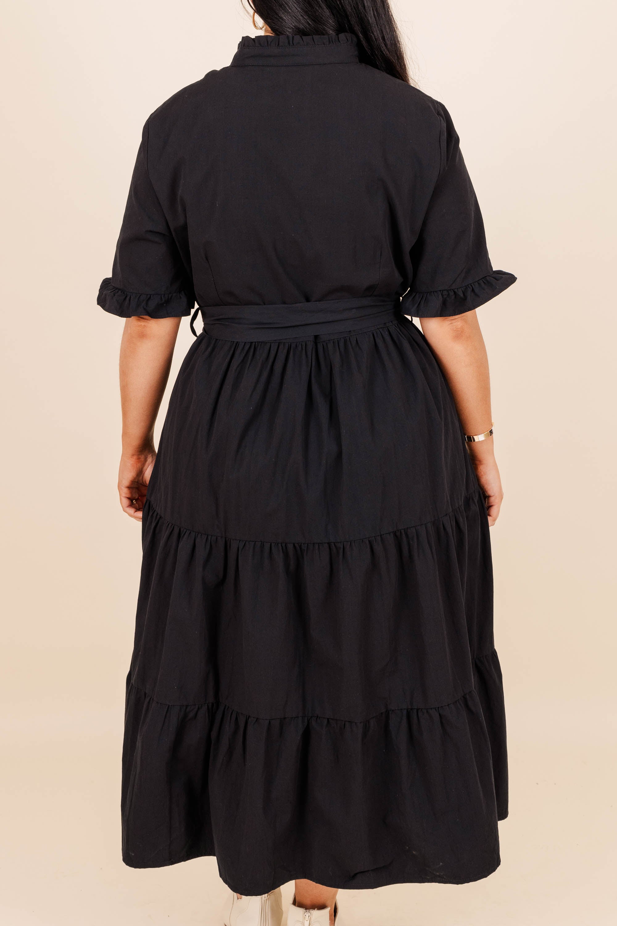 Guess Who's Back At It Midi Dress. Black