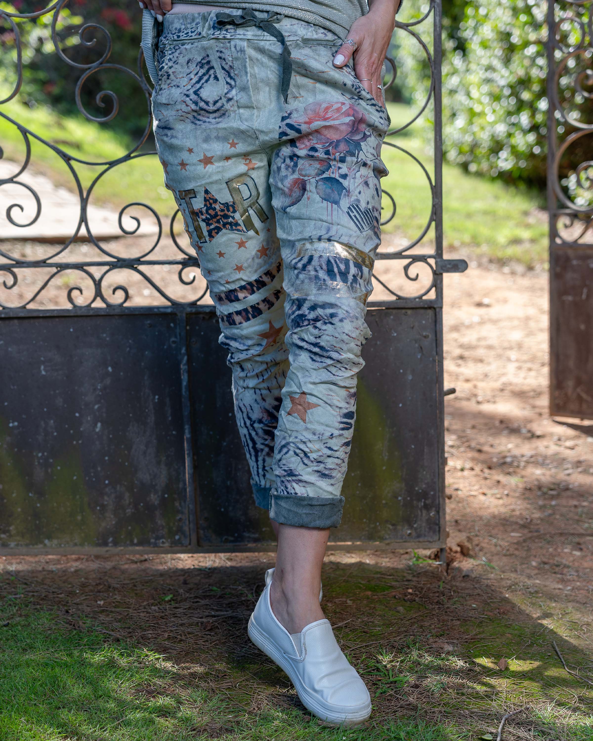 Star-Struck Drawstring Pants | Olive