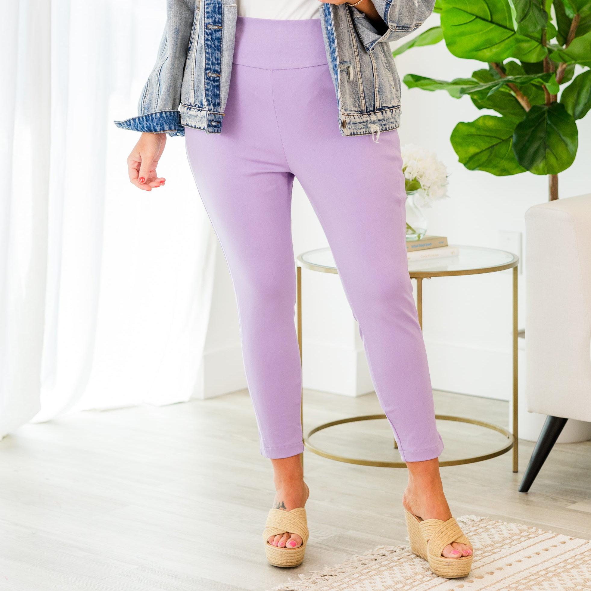 Strut Your Style Pants. Lavender