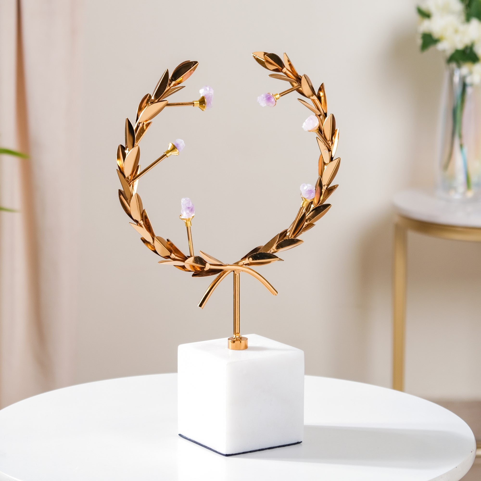 Laurel Wreath Showpiece With Agate Stones Gold