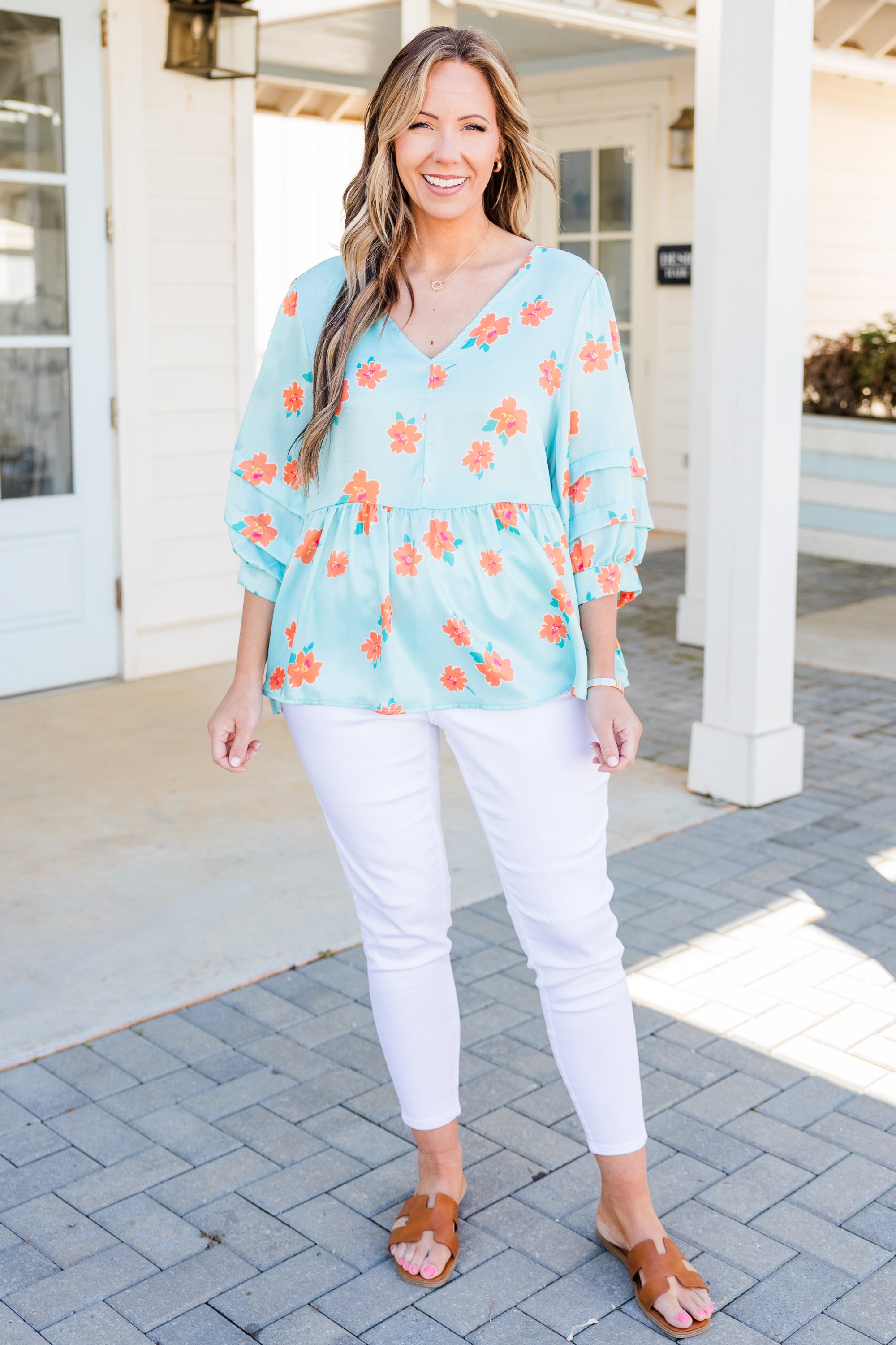 Time Goes On Top. Mint