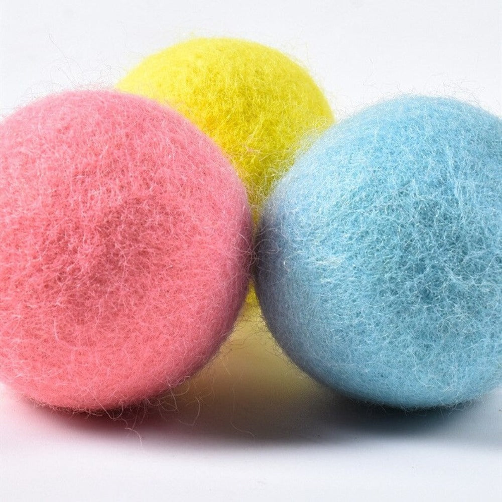 Interactive Ball Catnip Cat