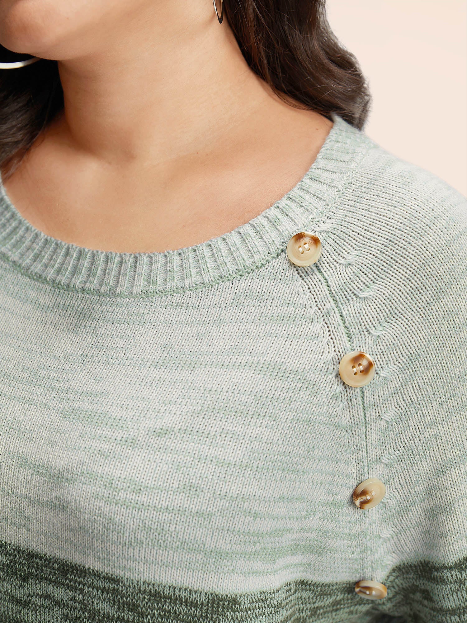 Colorblock Contrast Heather Button Detail Pullover