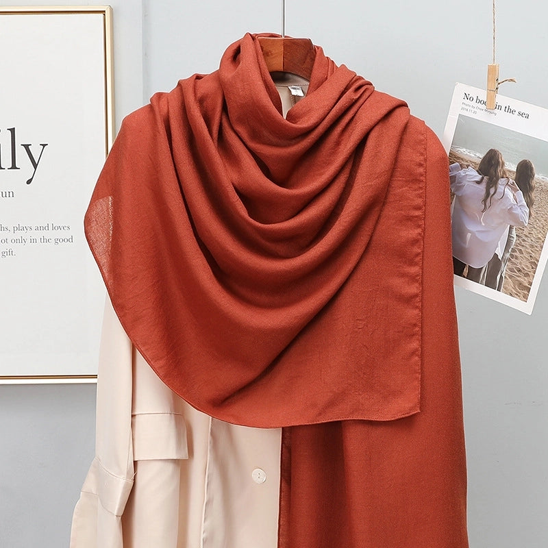 Women's Elegant Minimalist Solid Color Polyester Scarf
