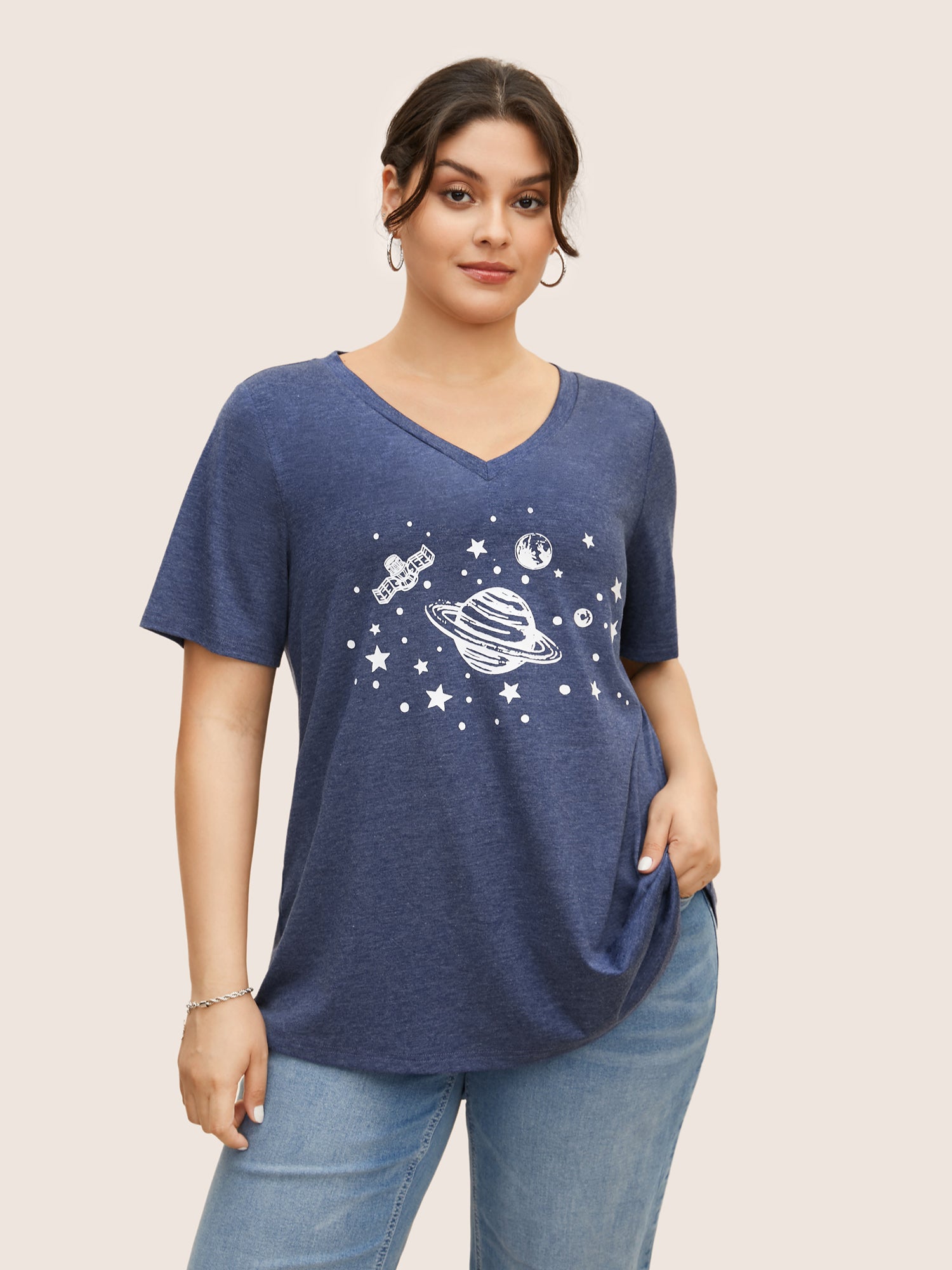 Moon and Star Print V Neck T-shirt