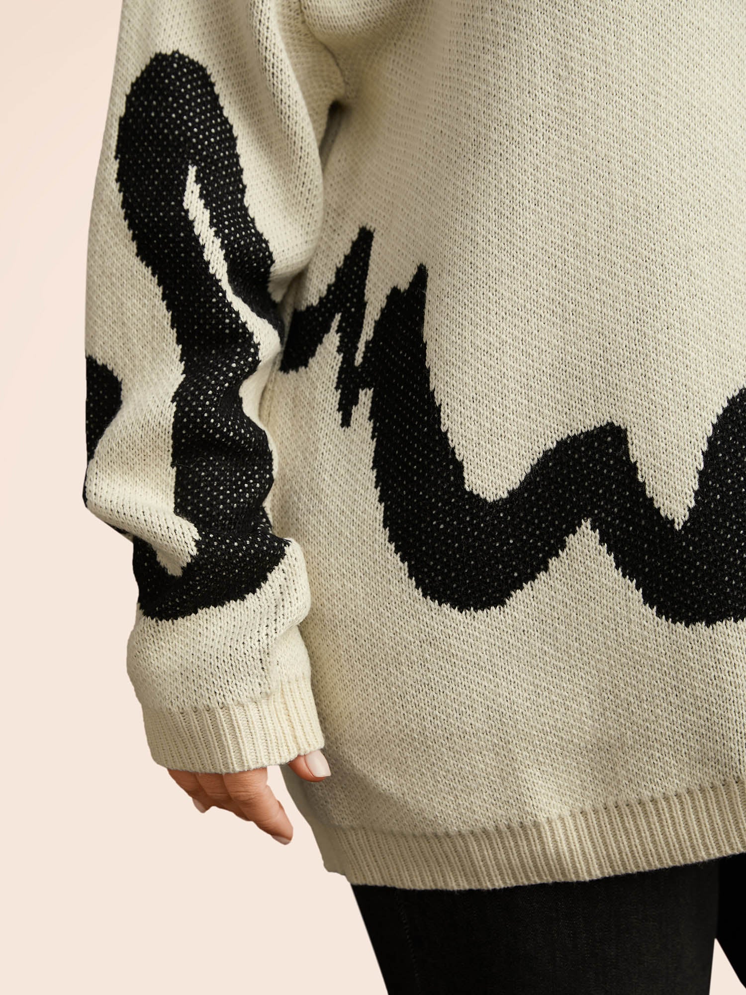 Mystic Cat Knit Crew Neck Pullover