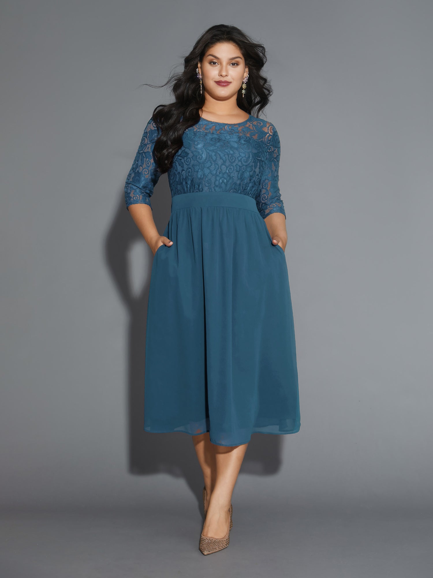 Lace Patchwork Shirred Midi Pocket Dress